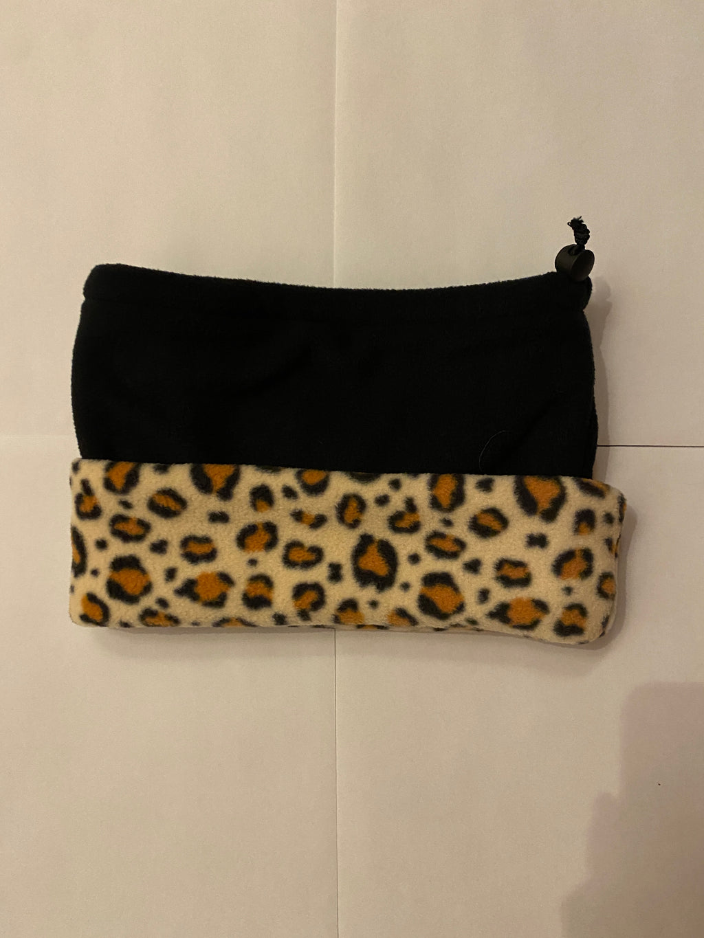 Basic leopard & black
