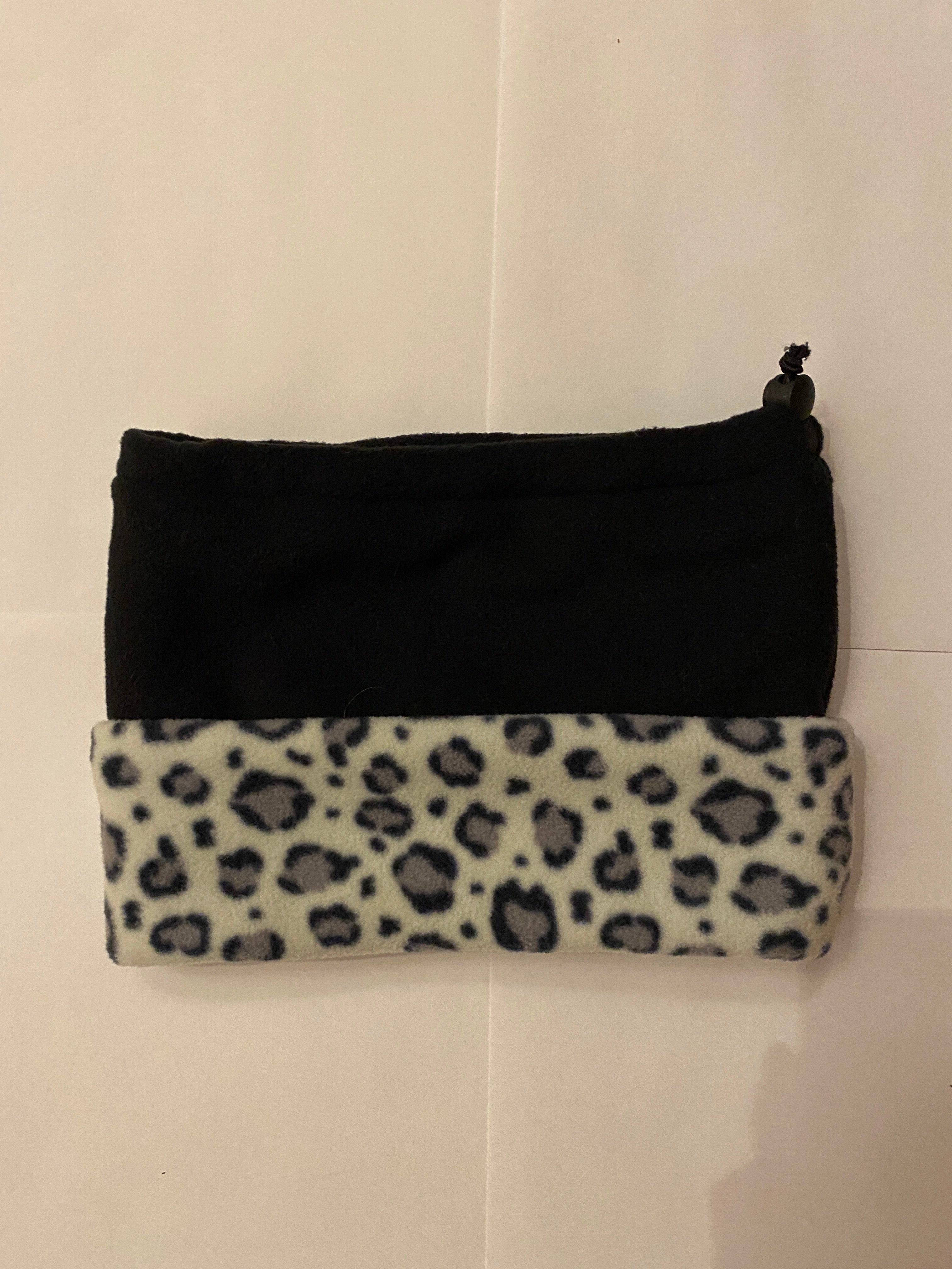 White leopard & black